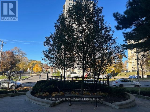 1406 - 25 Leith Hill Road, Toronto (Don Valley Village), Ontario  M2J 1Z1 - Photo 3 - C12876362