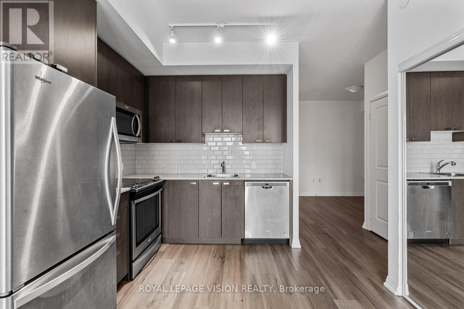 858 - 60 Ann O'reilly Road, Toronto (Henry Farm), Ontario  M2J 0C8 - Photo 10 - C12876390