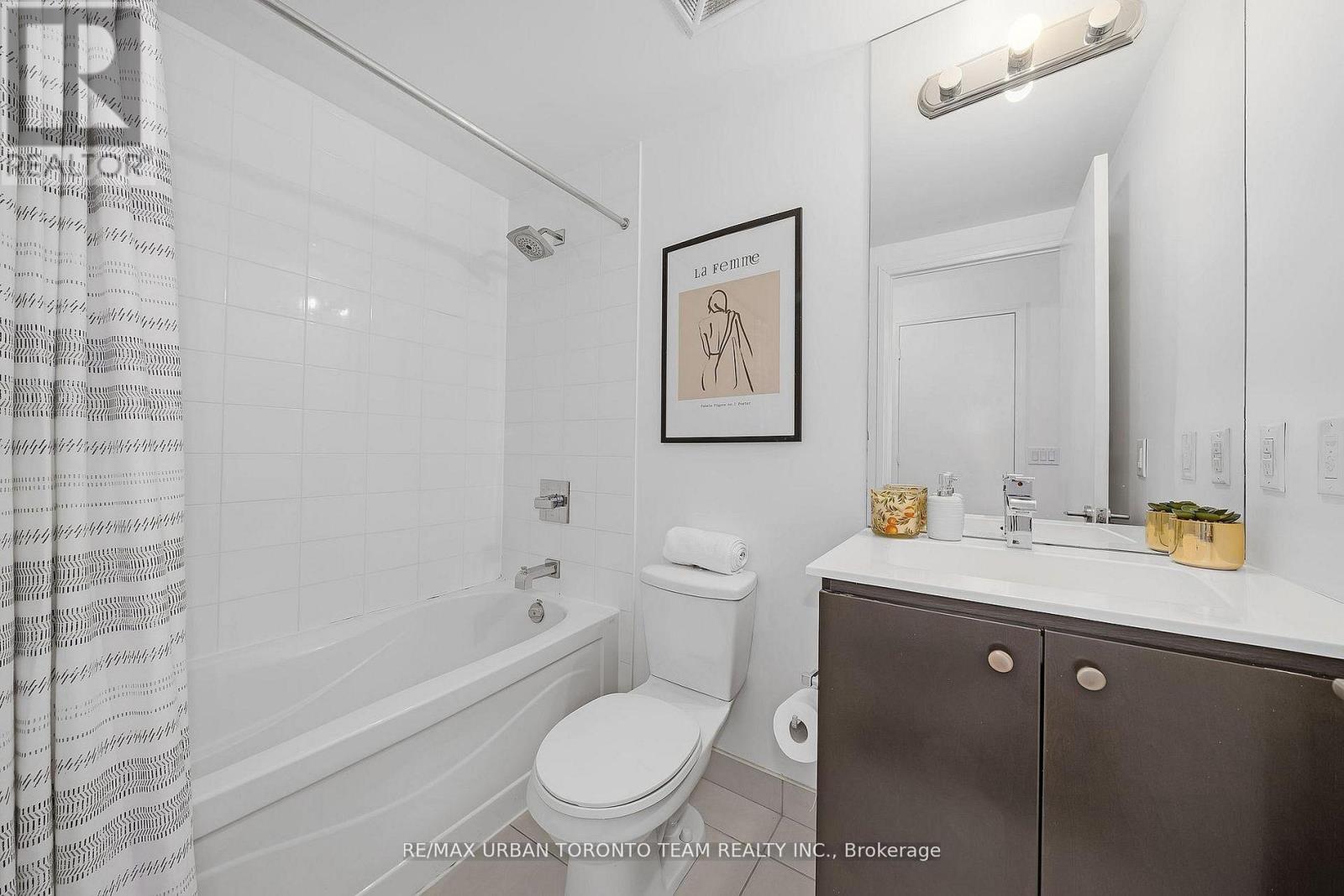 816 - 25 Cole Street, Toronto, Ontario  M5A 4M3 - Photo 4 - C12876406