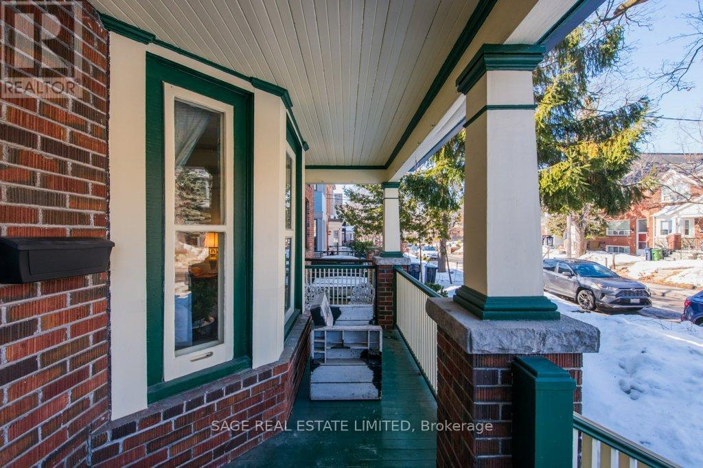 25 Helena Avenue, Toronto, Ontario  M6G 2H3 - Photo 48 - C12876420