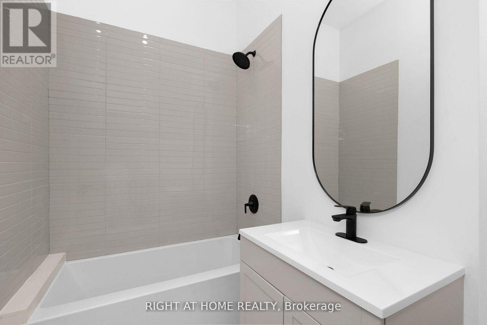 Coachhs - 50a Lanark Avenue, Toronto, Ontario  M6C 2B4 - Photo 10 - C12876446