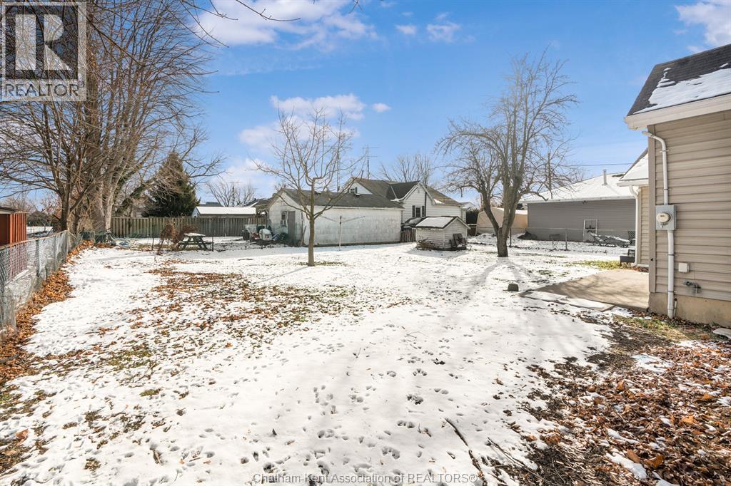 8554 Middle Line, Charing Cross, Ontario  N0P 1G0 - Photo 30 - 25031187