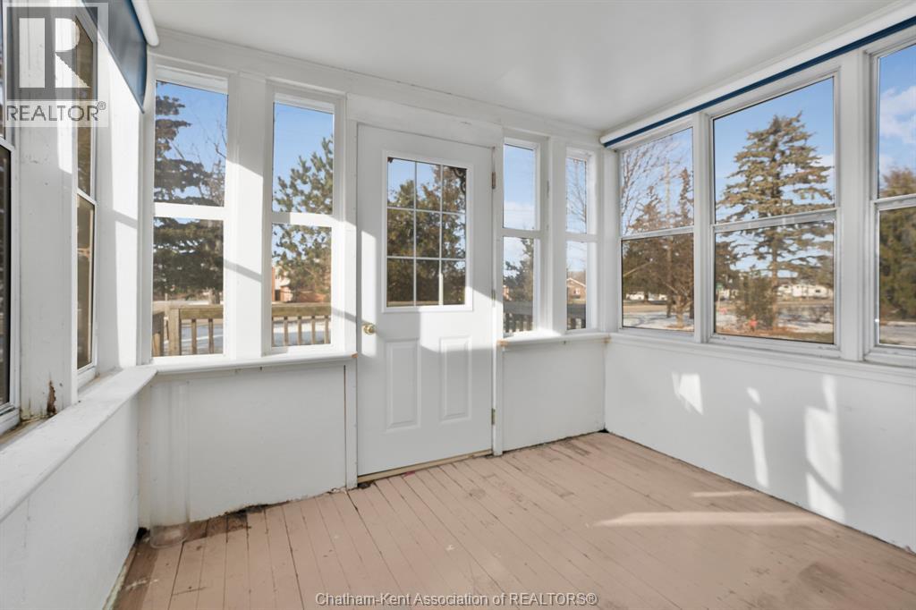 8554 Middle Line, Charing Cross, Ontario  N0P 1G0 - Photo 8 - 25031187