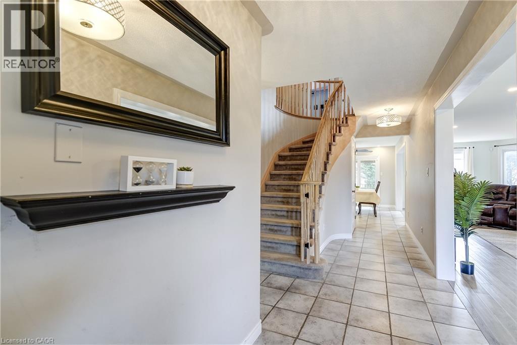 20 Derbyshire Street, Ancaster, Ontario  L9G 4X9 - Photo 7 - 40811743