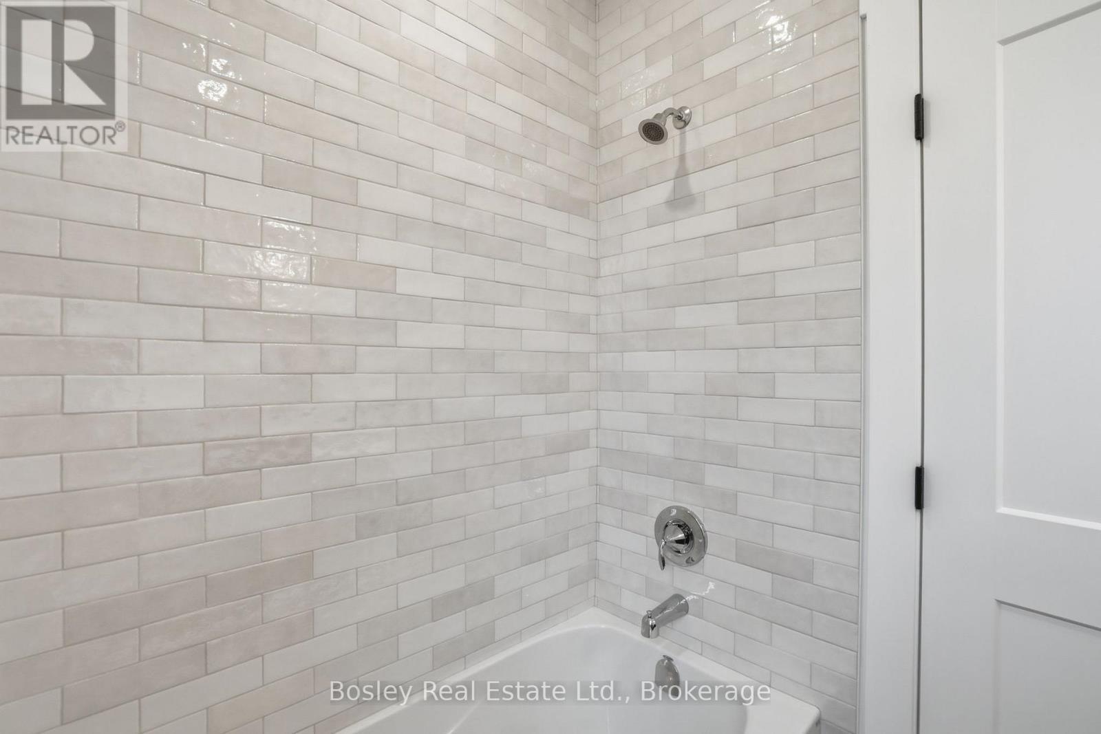 125 Sixth Street, Collingwood, Ontario  L9Y 5V1 - Photo 34 - S12876382