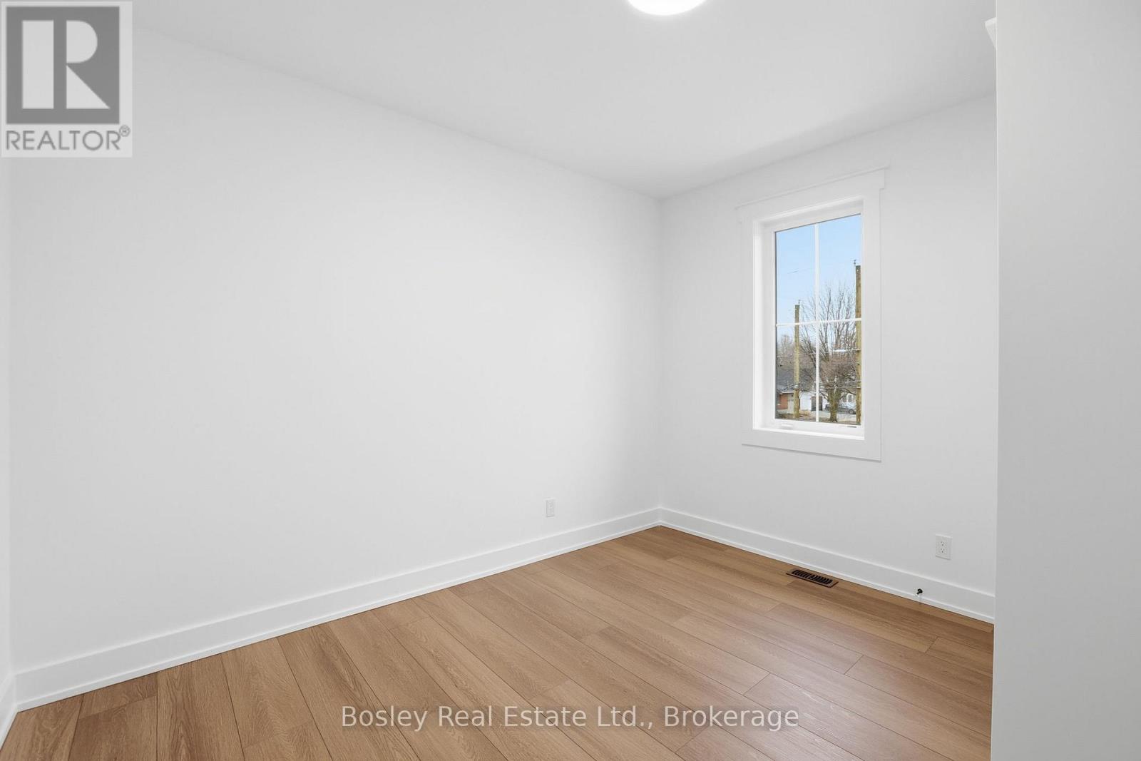 125 Sixth Street, Collingwood, Ontario  L9Y 5V1 - Photo 36 - S12876382