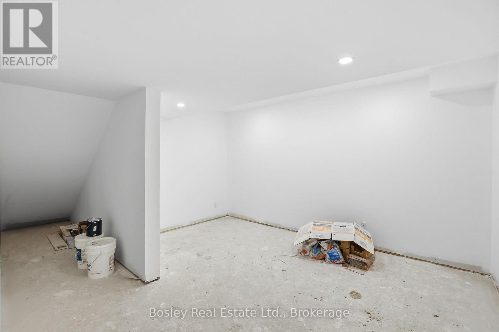 125 Sixth Street, Collingwood, Ontario  L9Y 5V1 - Photo 38 - S12876382