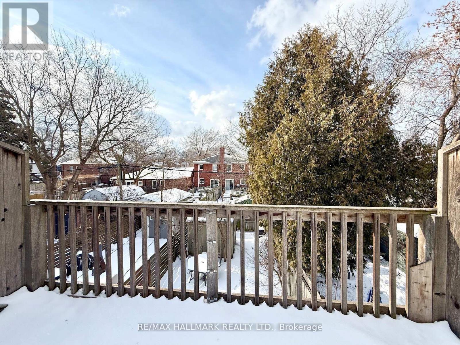 56 Highfield Road, Toronto, Ontario  M4L 2V1 - Photo 18 - E12876348