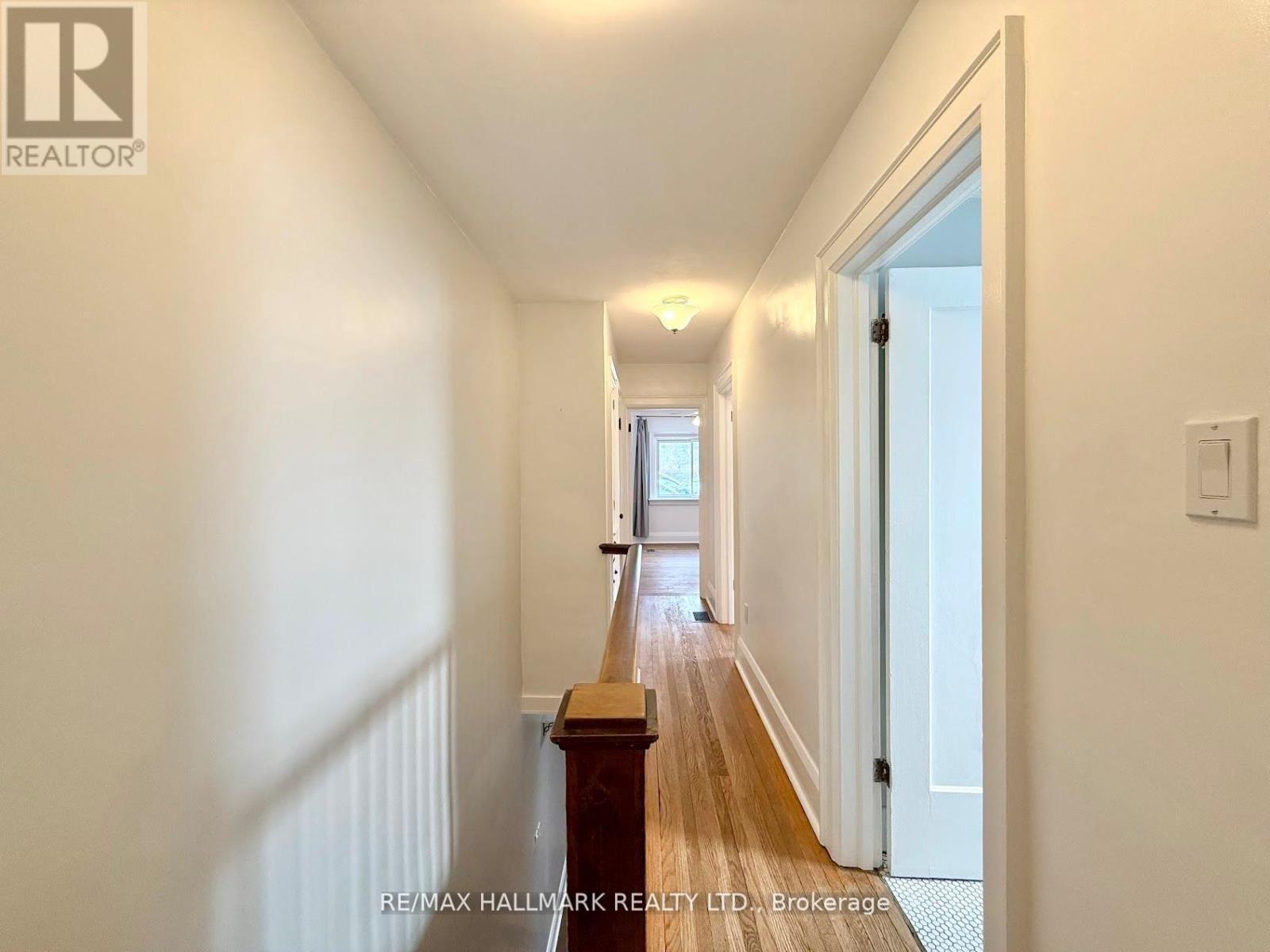 56 Highfield Road, Toronto, Ontario  M4L 2V1 - Photo 19 - E12876348