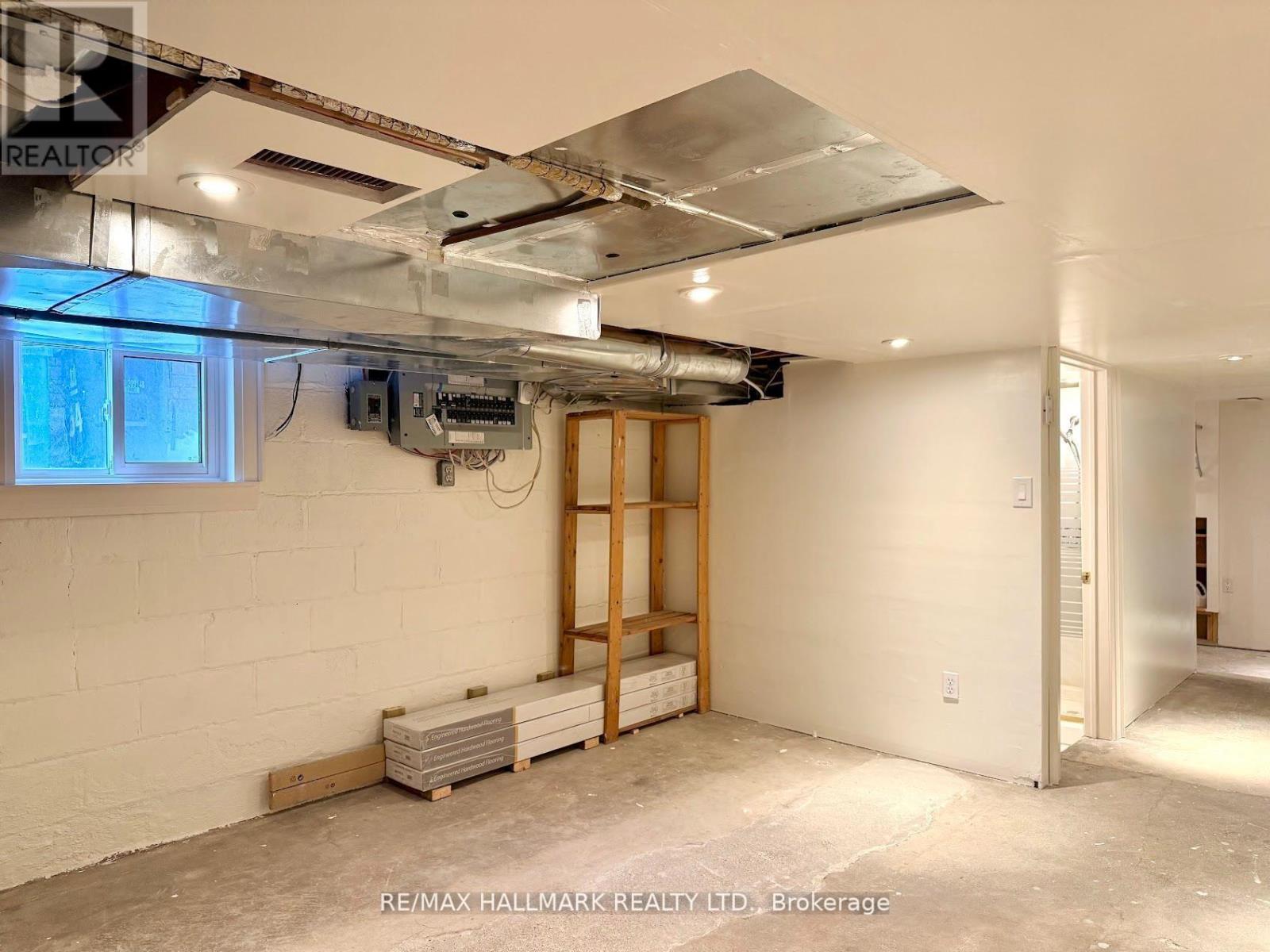 56 Highfield Road, Toronto, Ontario  M4L 2V1 - Photo 37 - E12876348