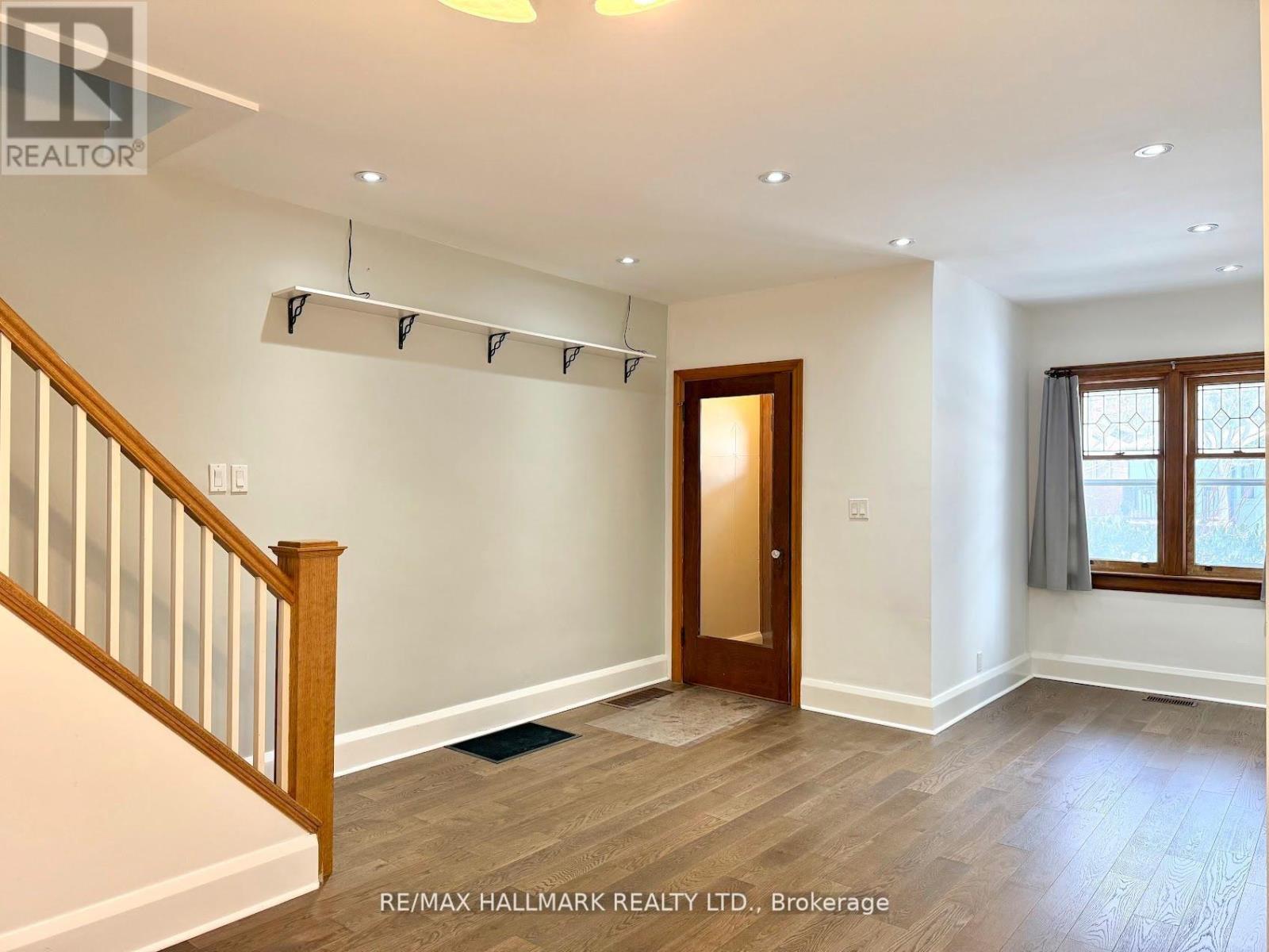 56 Highfield Road, Toronto, Ontario  M4L 2V1 - Photo 8 - E12876348