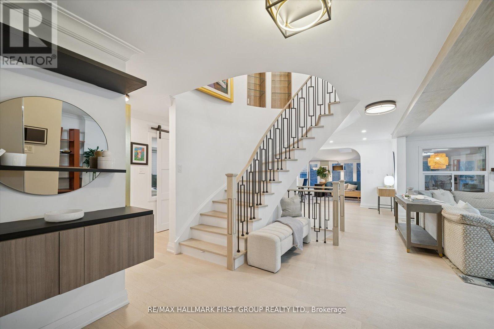 40 Cluett Drive, Ajax, Ontario  L1S 7C4 - Photo 3 - E12876370