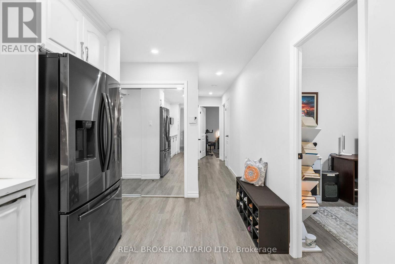 102 - 1200 Bridletowne Circle, Toronto, Ontario  M1W 2T9 - Photo 2 - E12876434