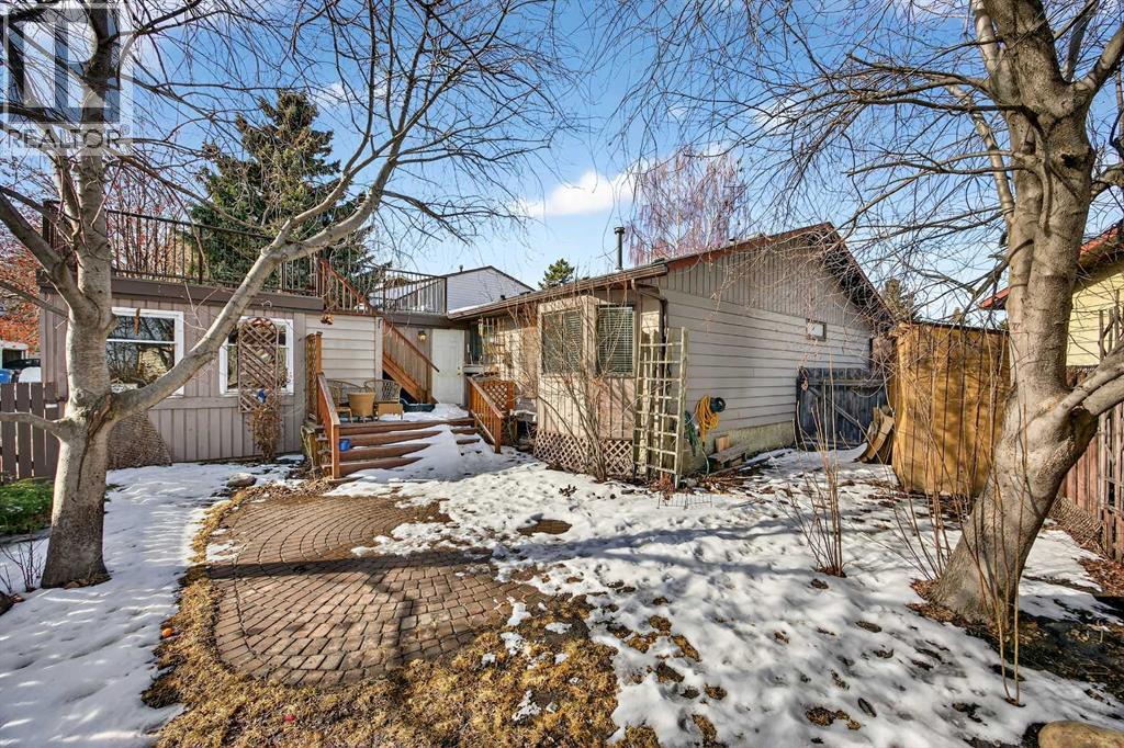 100 Strathcona Close Sw, Calgary, Alberta  T3H 1L3 - Photo 37 - A2289966