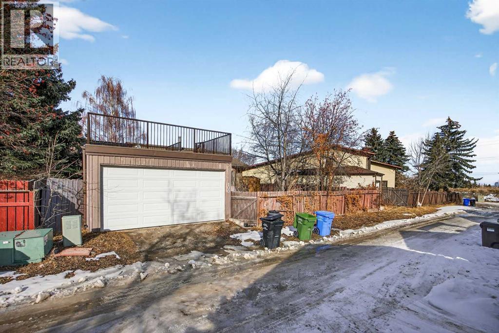 100 Strathcona Close Sw, Calgary, Alberta  T3H 1L3 - Photo 42 - A2289966