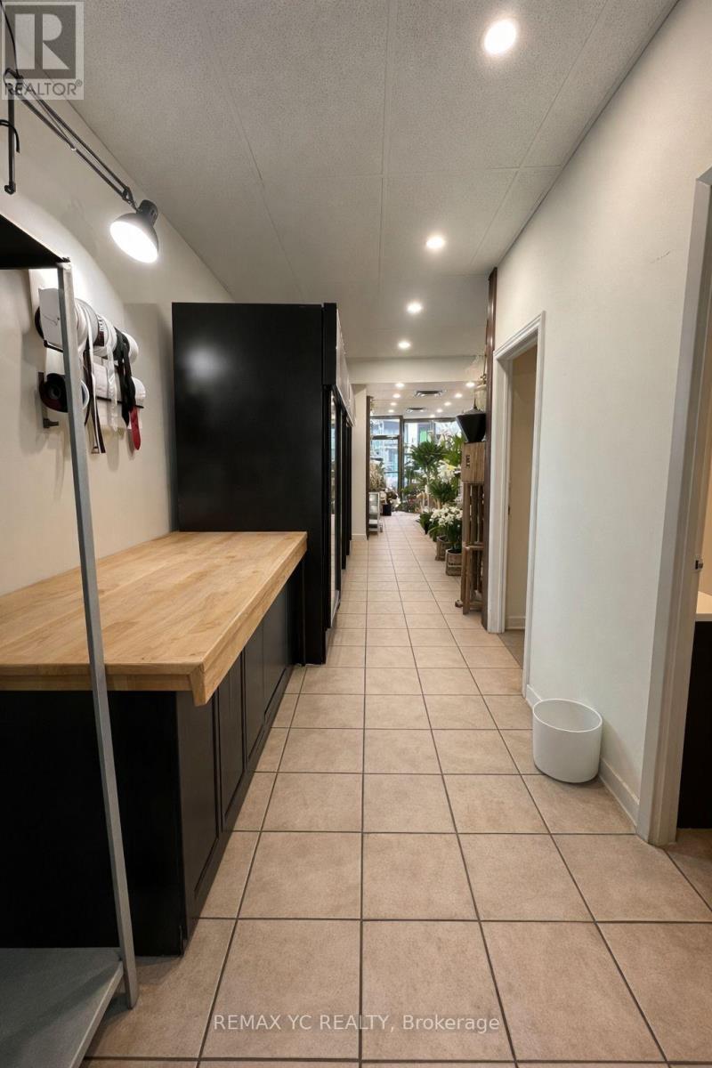 101 - 1960 Yonge Street, Toronto, Ontario  M4S 1Z7 - Photo 9 - C12856094