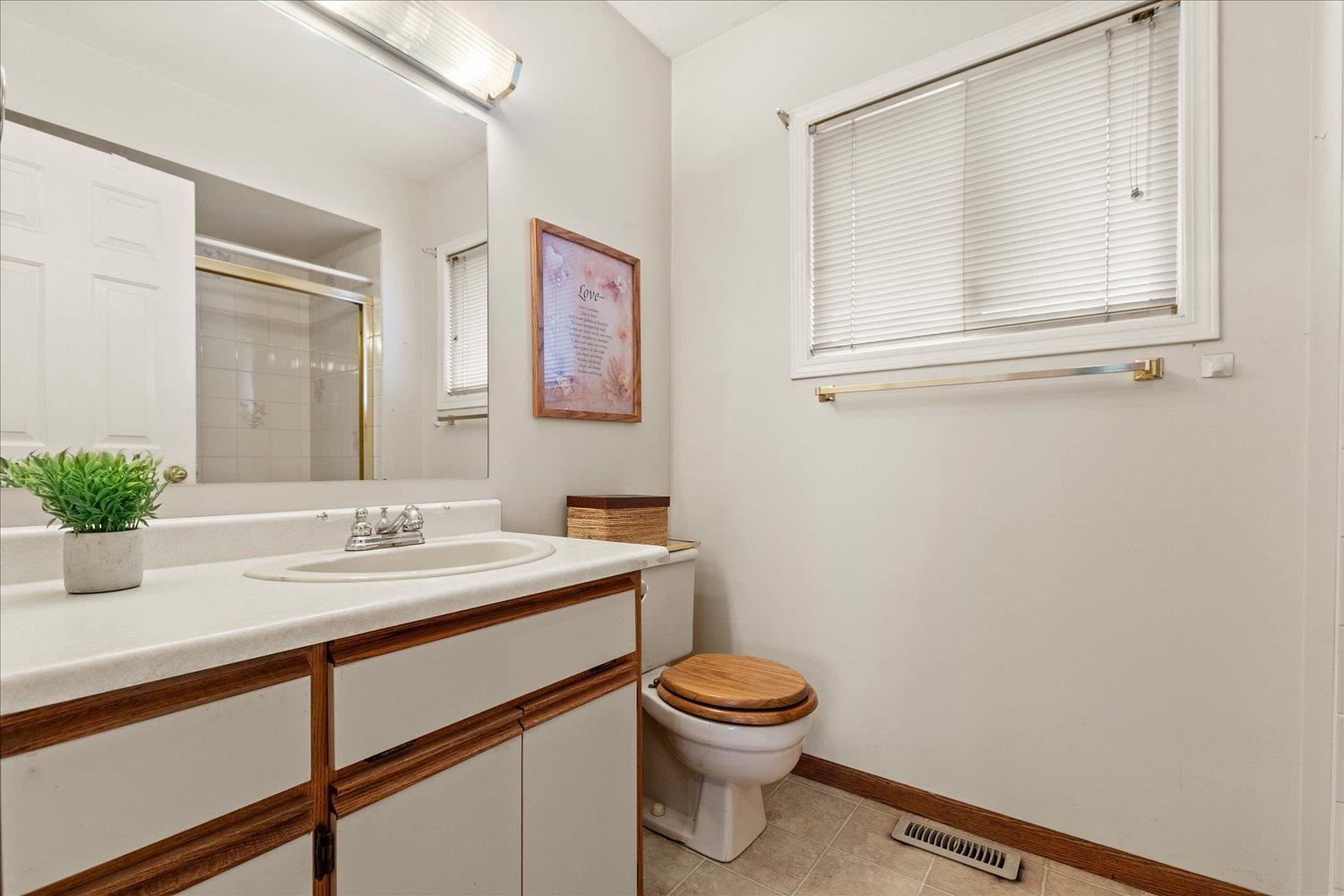 34825 Cassiar Court, Abbotsford, British Columbia  V2S 7G9 - Photo 31 - R3098895