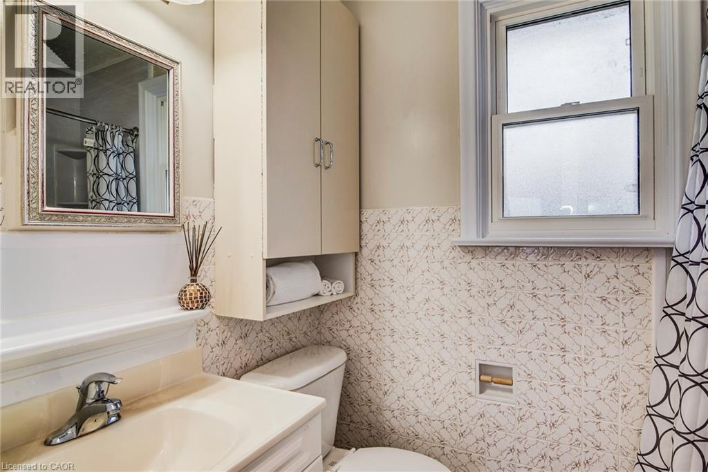 483 Ephraim Street, Kitchener, Ontario  N2B 2C5 - Photo 29 - 40804757