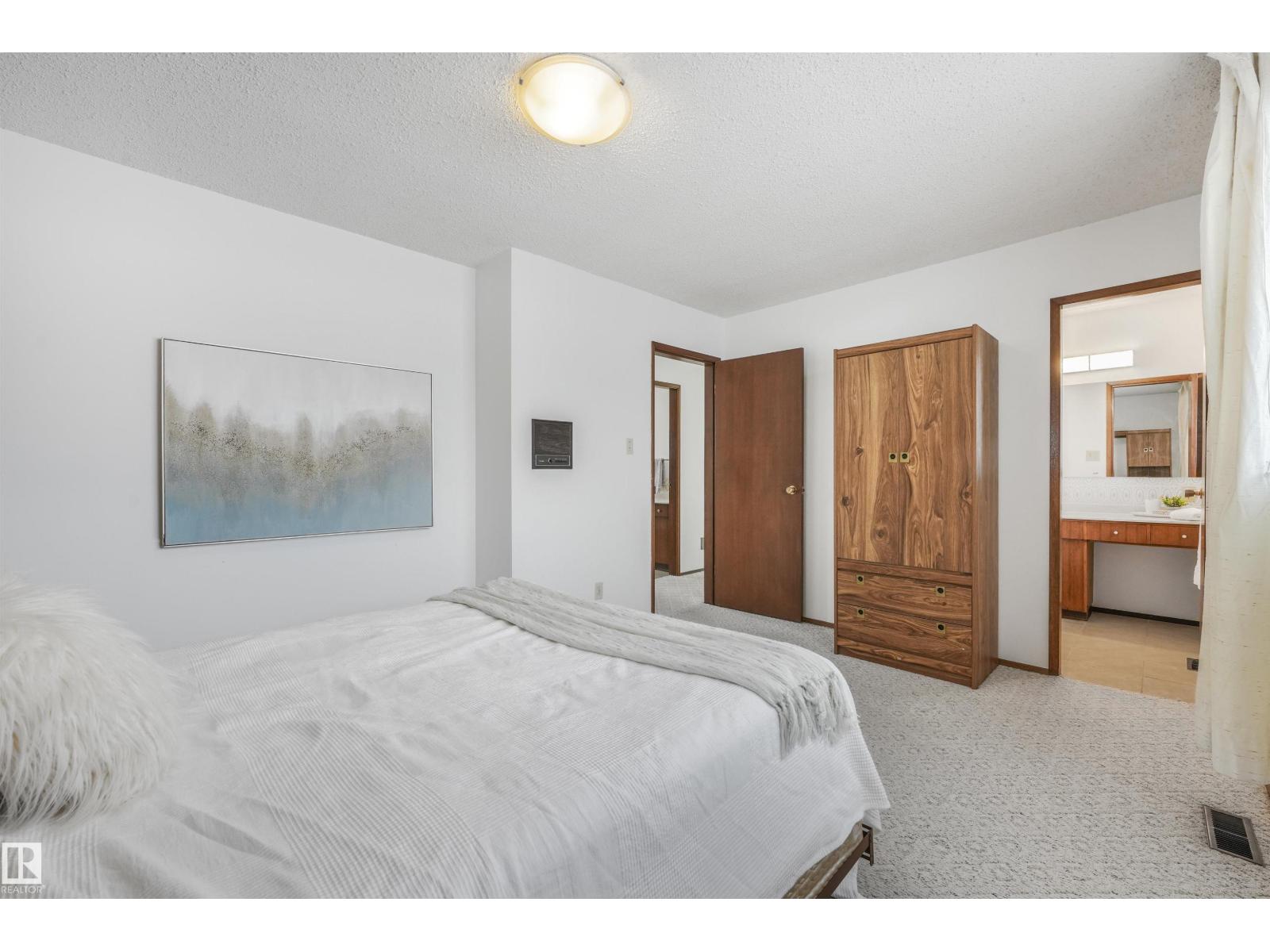 8016 73 St Nw, Edmonton, Alberta  T6B 1Z8 - Photo 35 - E4477080