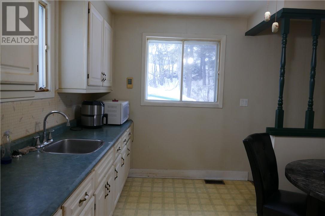 58 Elm Crescent, Levack, Ontario  P0M 2C0 - Photo 10 - 2126785