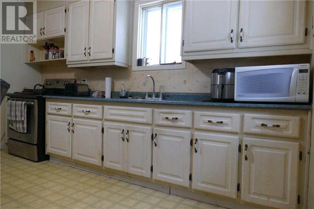 58 Elm Crescent, Levack, Ontario  P0M 2C0 - Photo 7 - 2126785