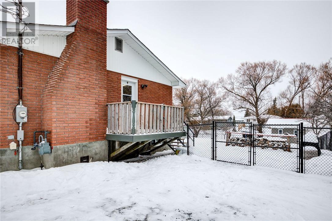 271 Albert Street, Azilda, Ontario  P0M 1B0 - Photo 5 - 2126784