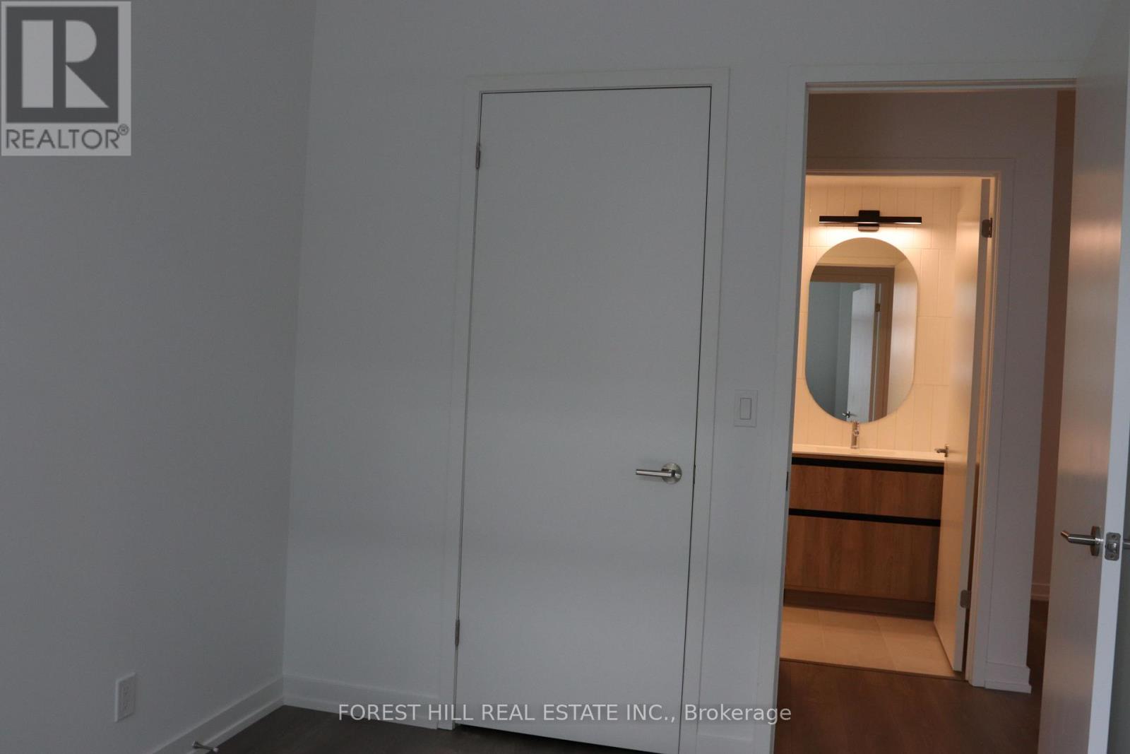 109 - 8 Beverley Glen Boulevard, Vaughan (Beverley Glen), Ontario  L4J 0L5 - Photo 17 - N12876292