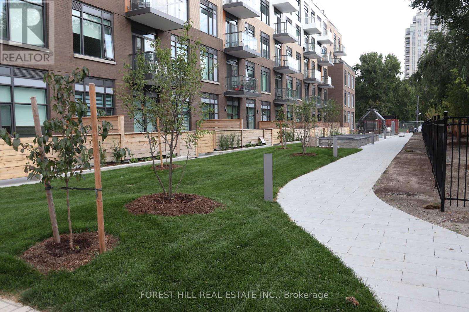 109 - 8 Beverley Glen Boulevard, Vaughan (Beverley Glen), Ontario  L4J 0L5 - Photo 20 - N12876292