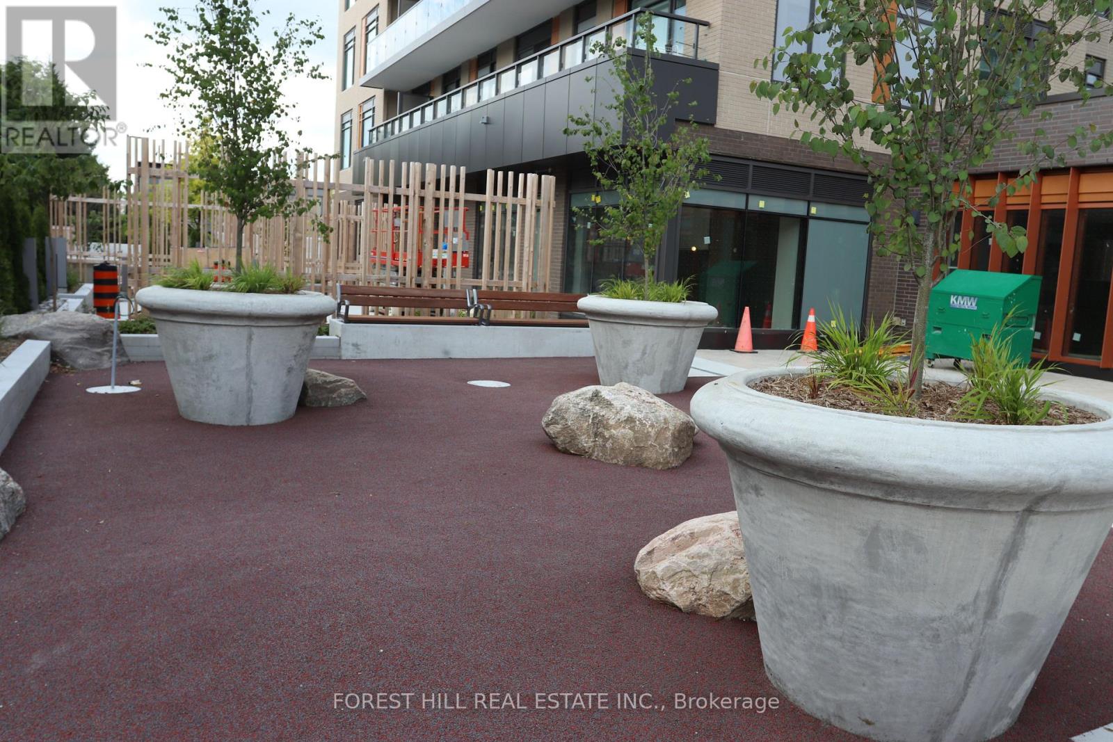 109 - 8 Beverley Glen Boulevard, Vaughan (Beverley Glen), Ontario  L4J 0L5 - Photo 21 - N12876292