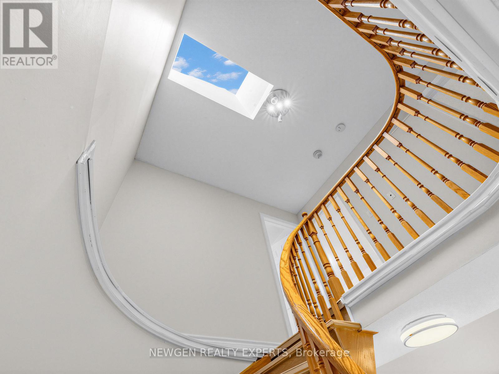 32 Bilbermar Drive, Richmond Hill (Devonsleigh), Ontario  L4S 1B9 - Photo 19 - N12876324