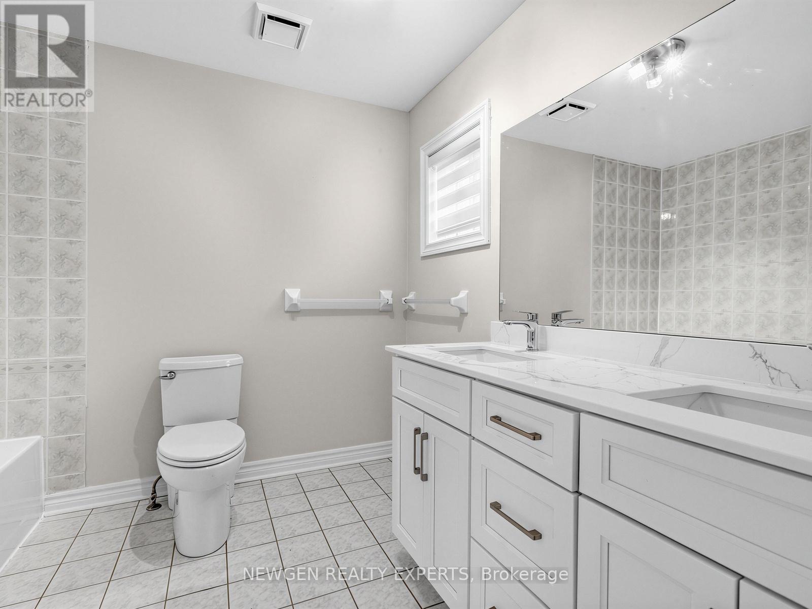 32 Bilbermar Drive, Richmond Hill (Devonsleigh), Ontario  L4S 1B9 - Photo 22 - N12876324