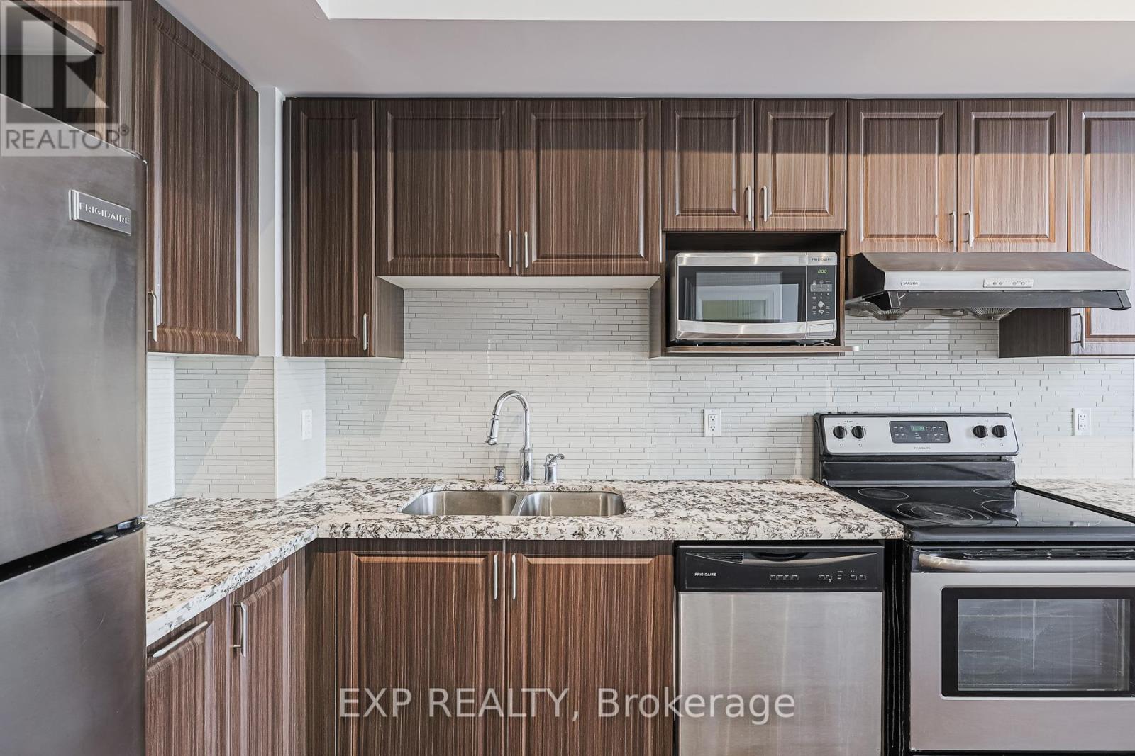 1701 - 89 South Town Centre Boulevard, Markham, Ontario  L6G 0E8 - Photo 10 - N12876344