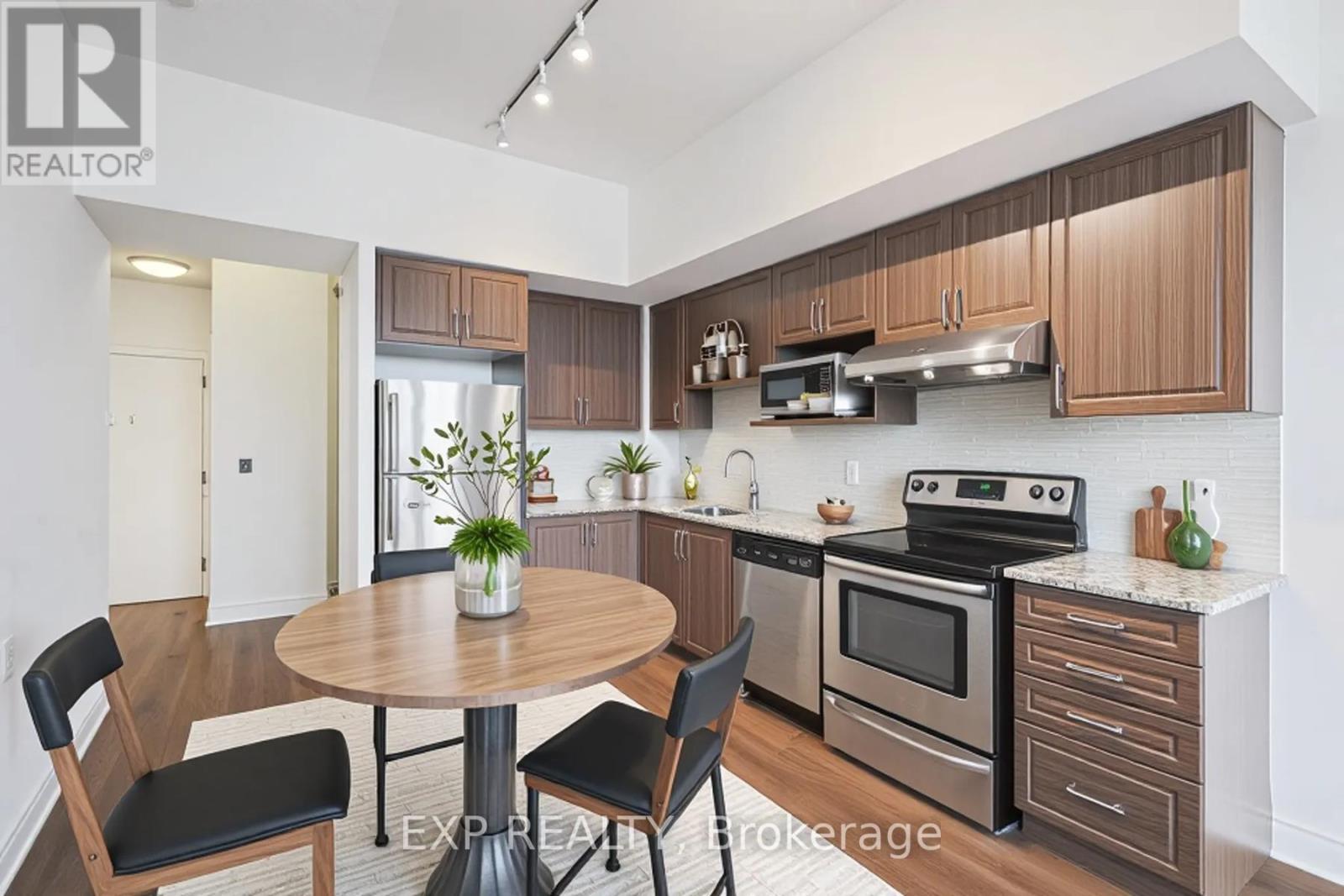 1701 - 89 South Town Centre Boulevard, Markham, Ontario  L6G 0E8 - Photo 8 - N12876344