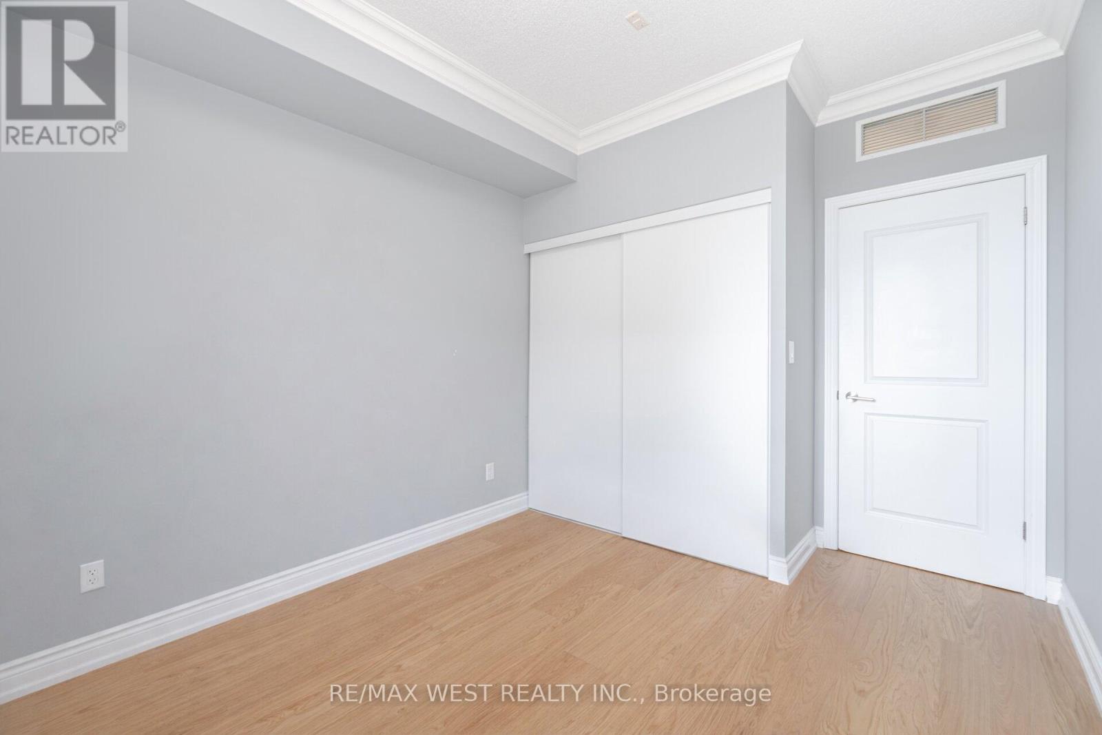 509 - 281 Woodbridge Avenue, Vaughan, Ontario  L4L 0C6 - Photo 19 - N12876350