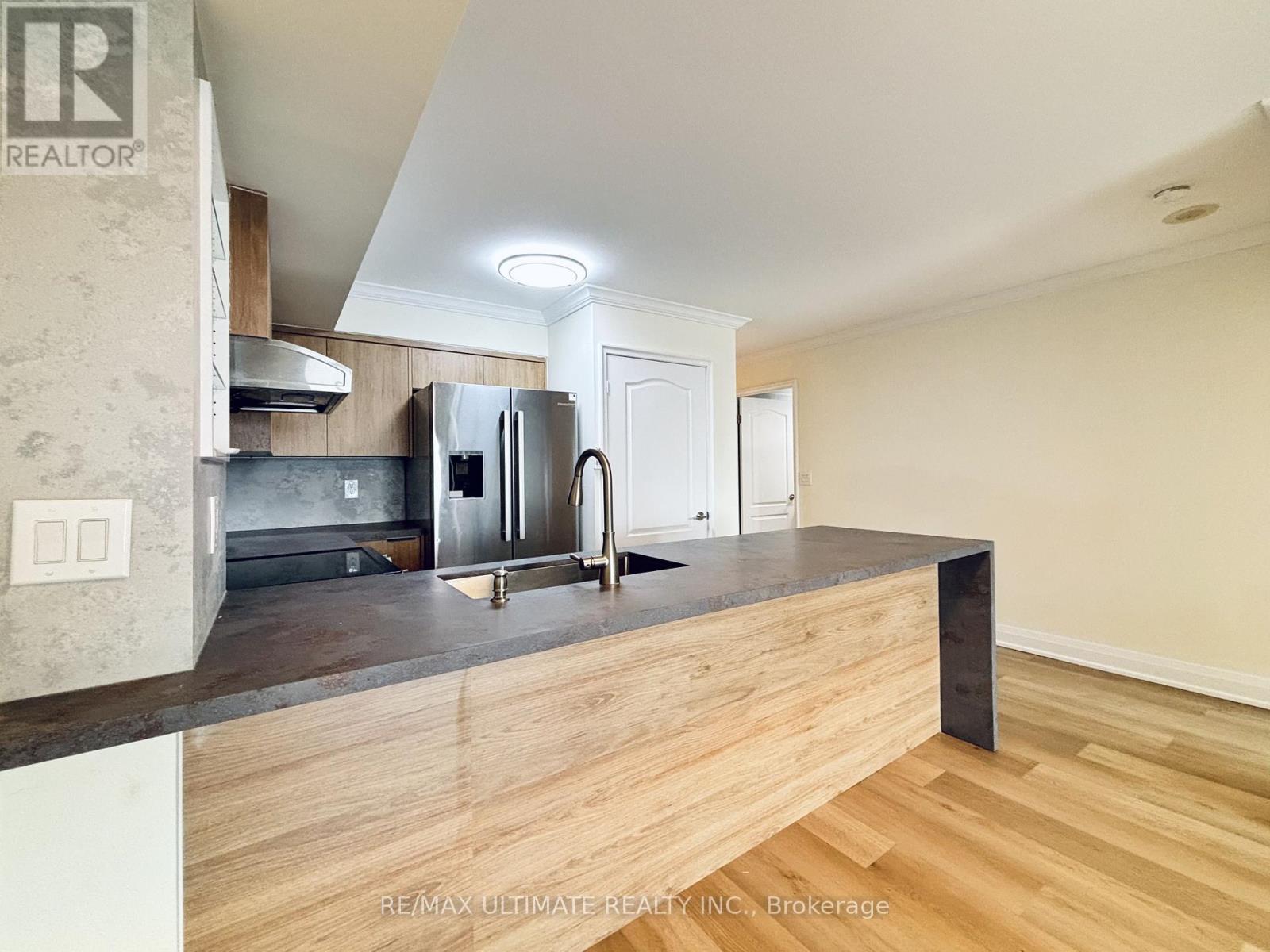 1203 - 135 Pond Drive, Markham (Commerce Valley), Ontario  L3T 7V6 - Photo 18 - N12876360