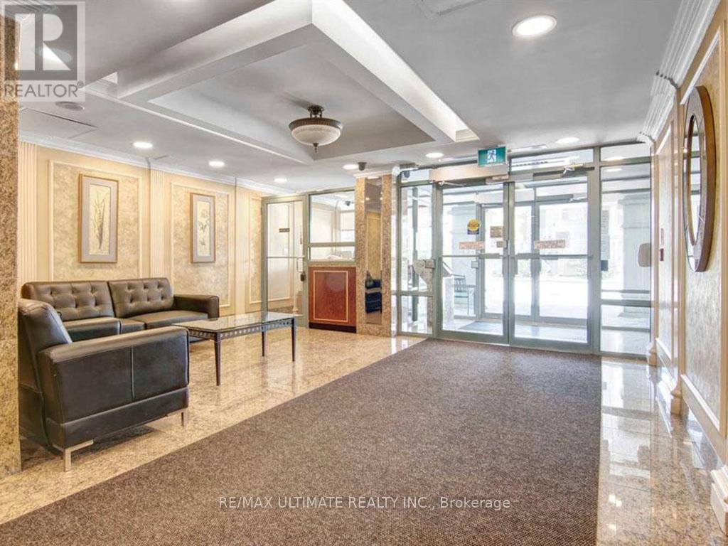 1203 - 135 Pond Drive, Markham (Commerce Valley), Ontario  L3T 7V6 - Photo 3 - N12876360