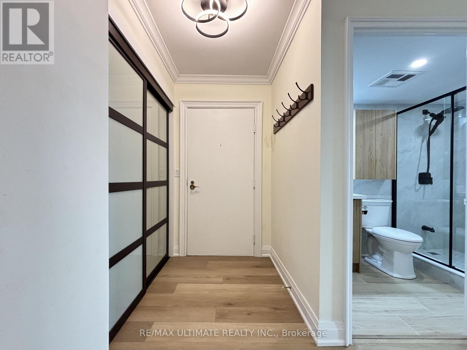 1203 - 135 Pond Drive, Markham (Commerce Valley), Ontario  L3T 7V6 - Photo 6 - N12876360