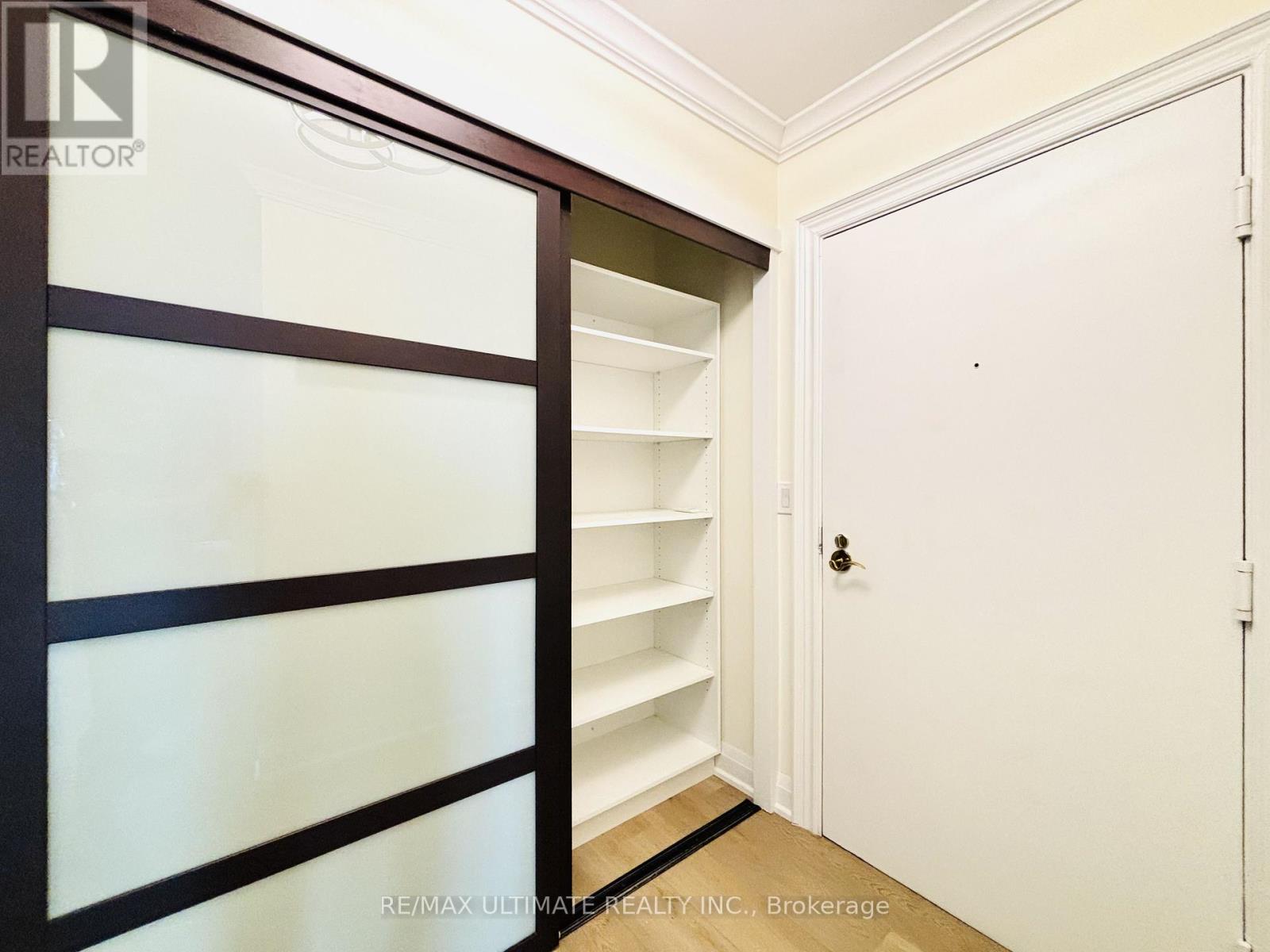 1203 - 135 Pond Drive, Markham (Commerce Valley), Ontario  L3T 7V6 - Photo 7 - N12876360