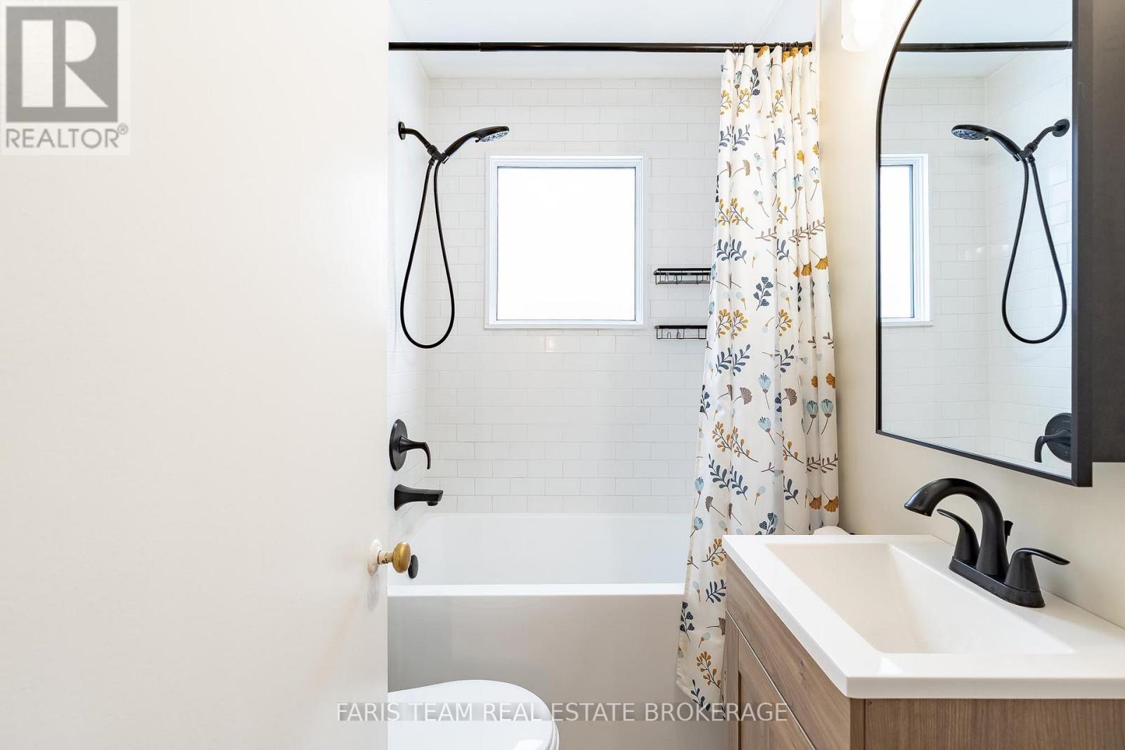 328 Percy Street, Tay, Ontario  L0K 2C0 - Photo 24 - S12876408