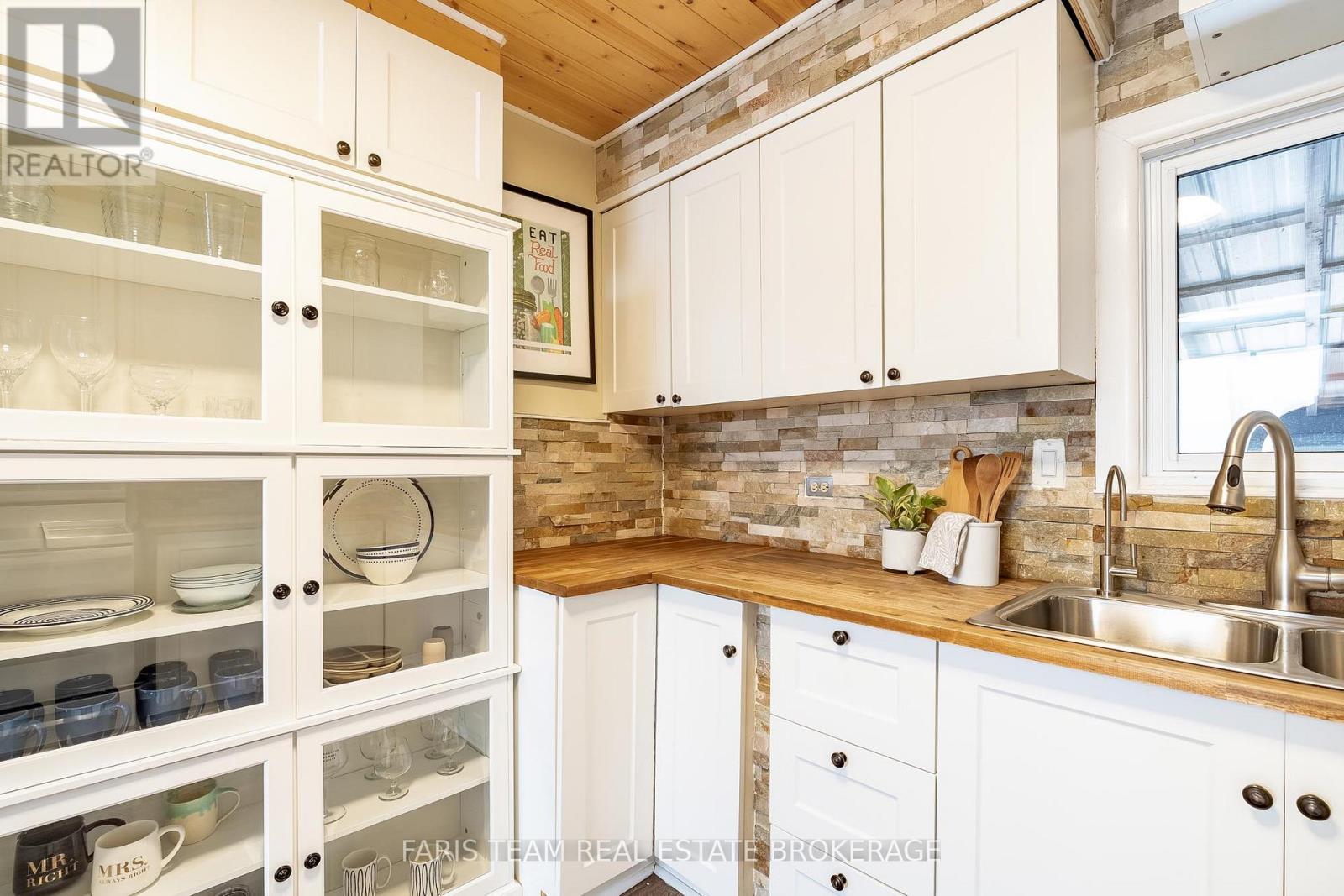 328 Percy Street, Tay, Ontario  L0K 2C0 - Photo 8 - S12876408