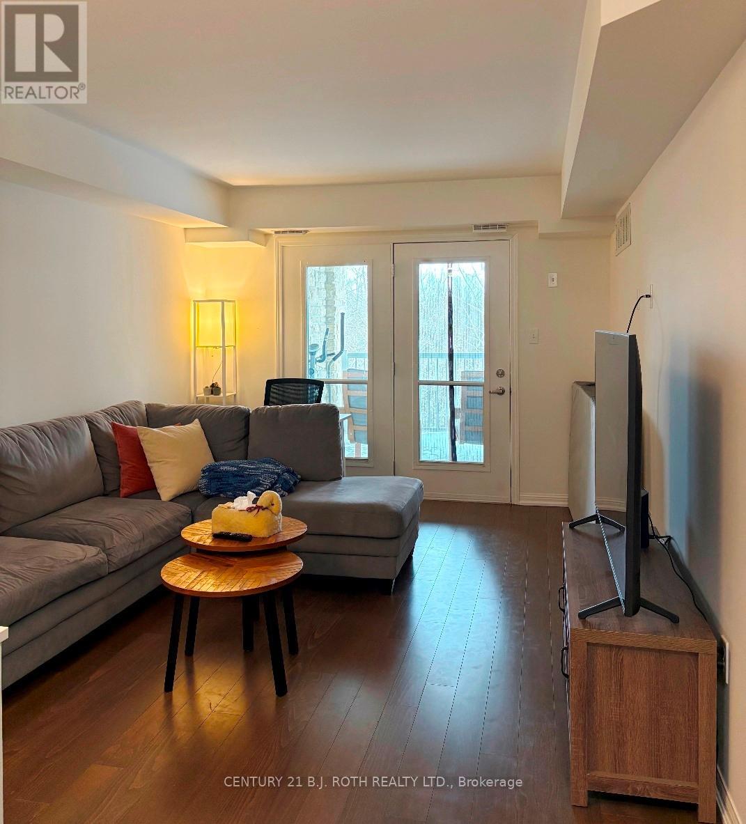 Unit 304 - 40 Mulligan Lane, Wasaga Beach, Ontario  L9Z 0C5 - Photo 3 - S12876422