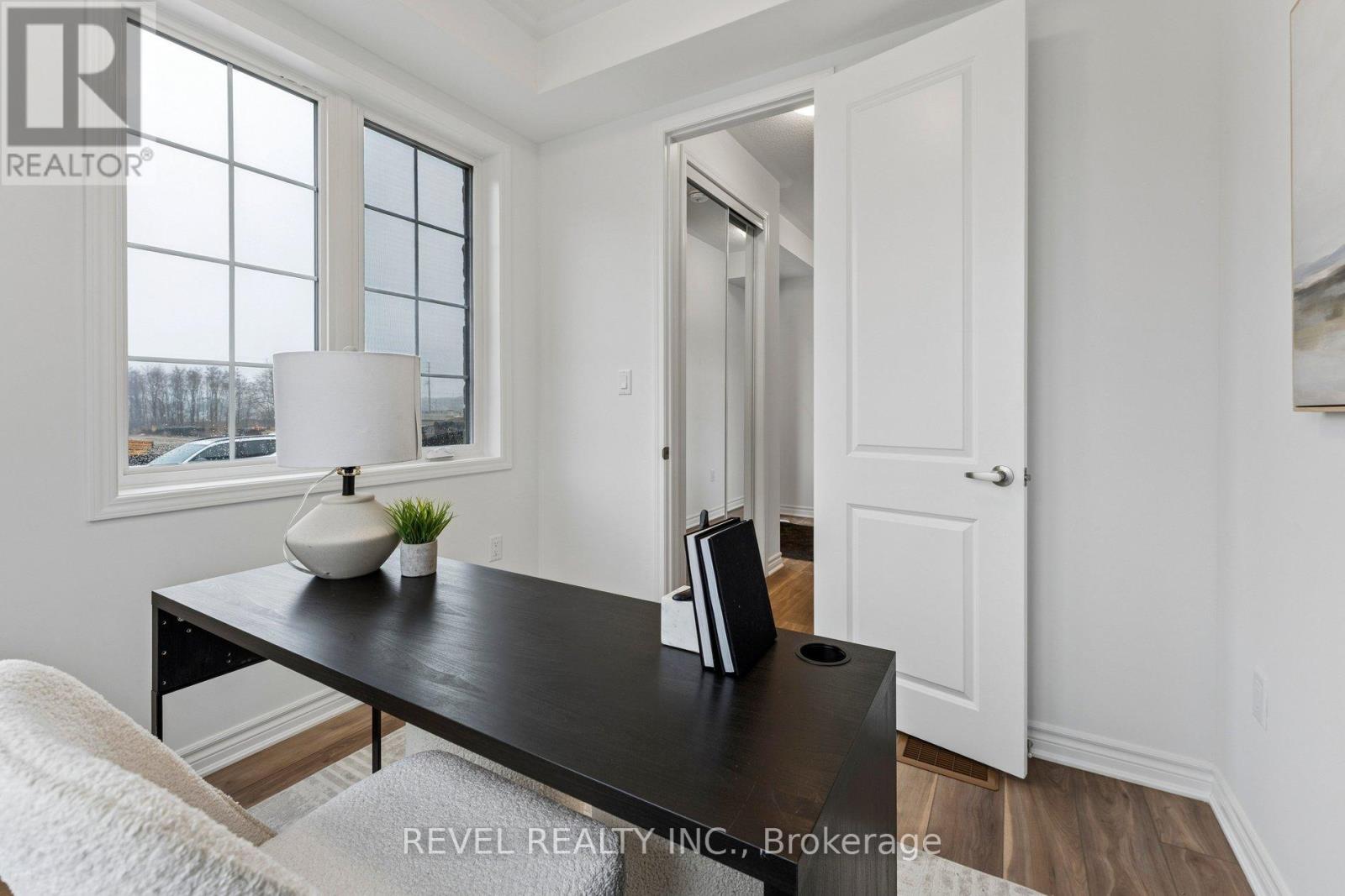 20 Vickerman Street, Brampton (Northwest Brampton), Ontario  L7A 5M7 - Photo 8 - W12827326