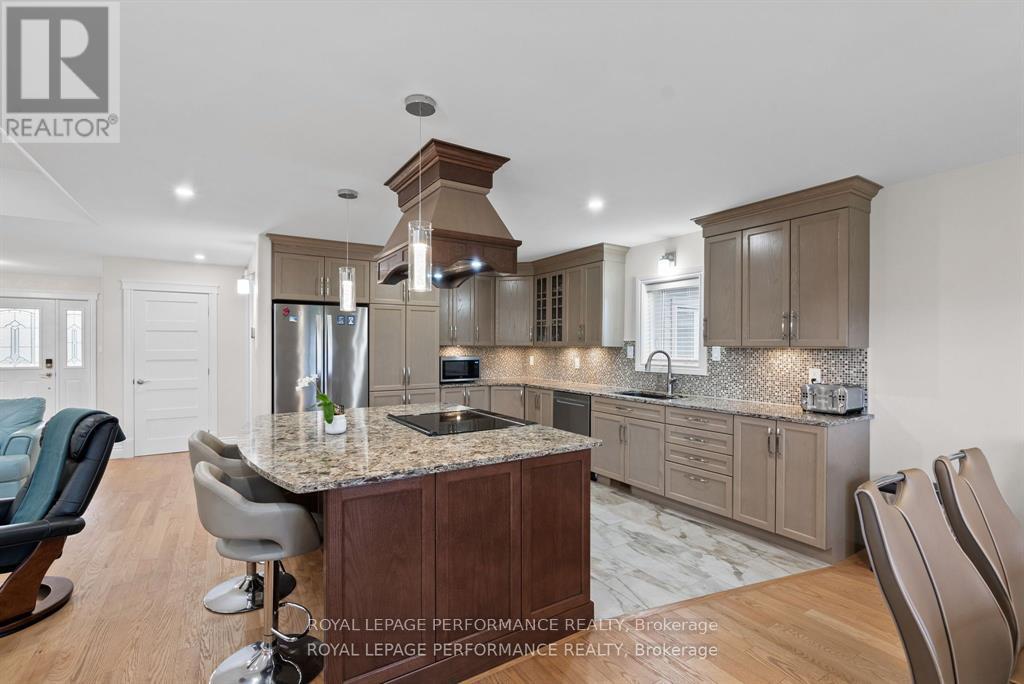 55 Dale Street, South Stormont, Ontario  K0C 1M0 - Photo 12 - X12876294