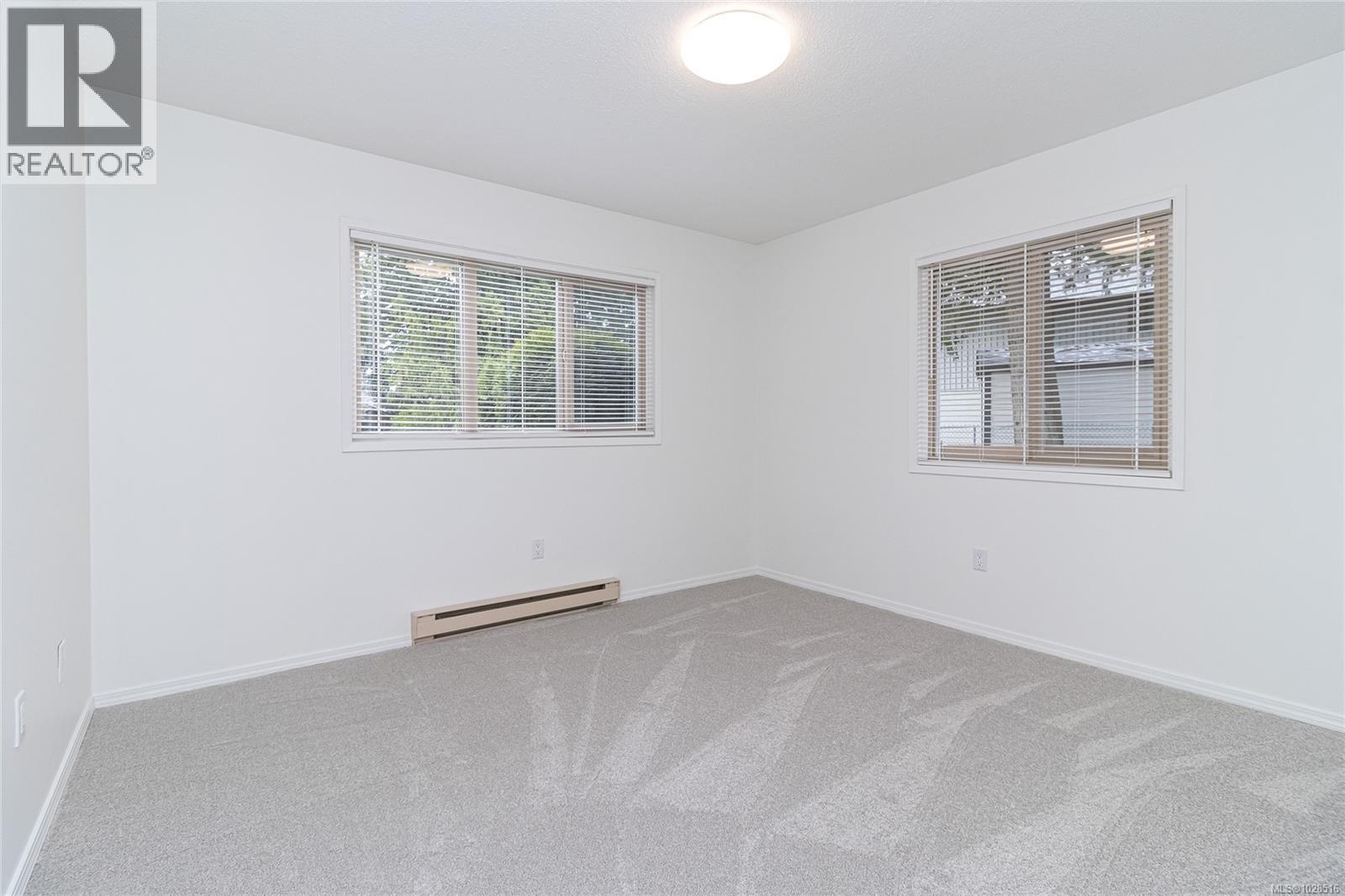 8100 Mahon Pl, Central Saanich, British Columbia  V8M 1K5 - Photo 25 - 1028516