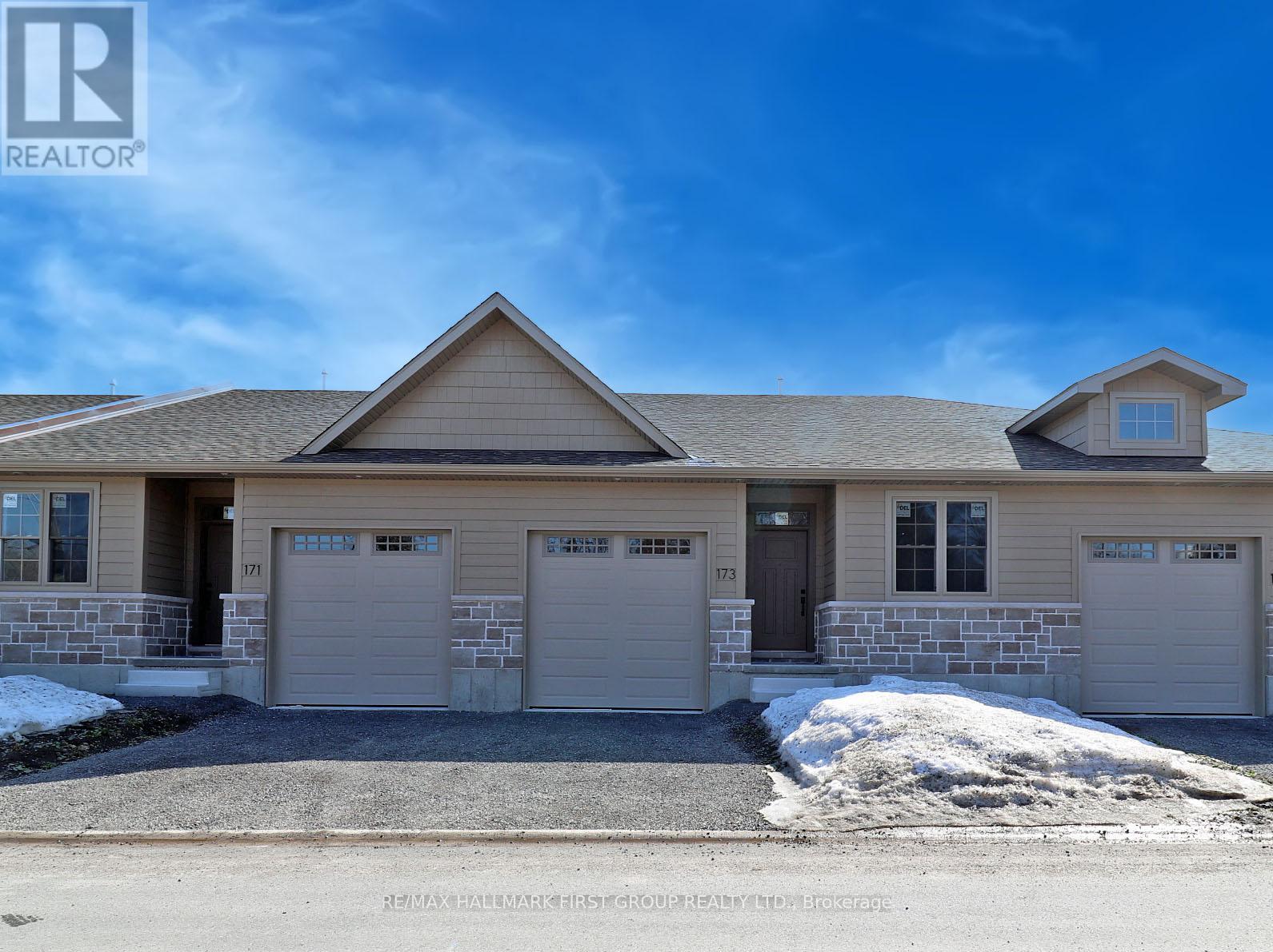 173 Pomeroy Avenue, Tweed, Ontario  K0K 3J0 - Photo 2 - X12876234