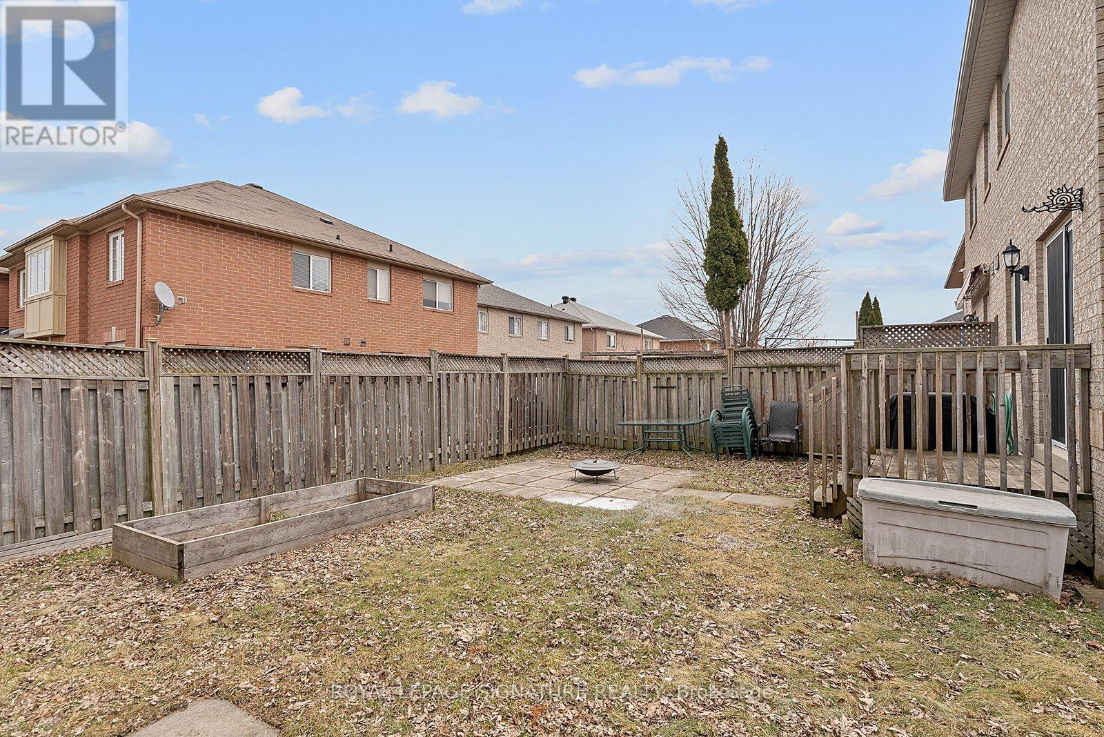 46 Baha Crescent, Brampton, Ontario  L7A 2J3 - Photo 40 - W12876298