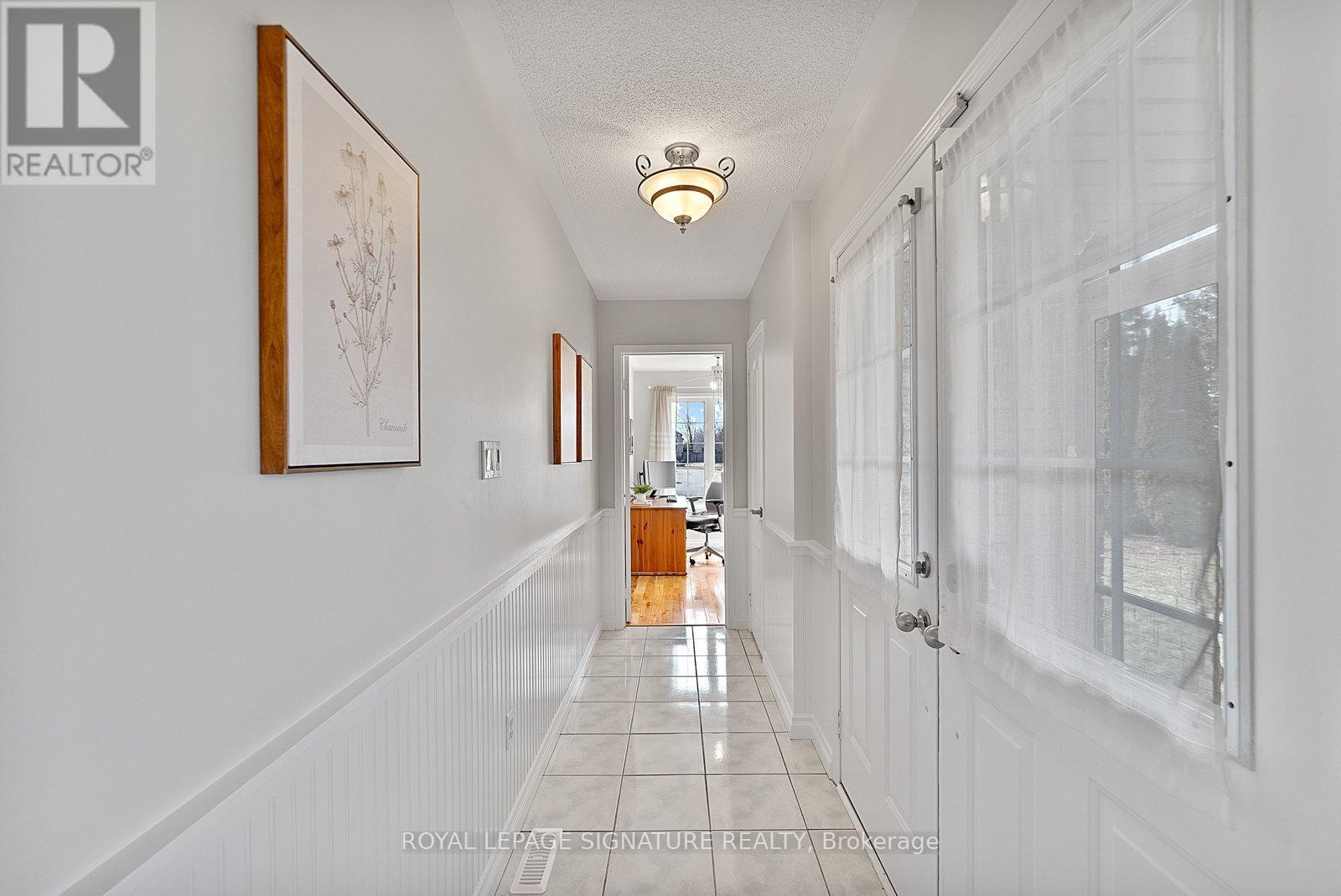 46 Baha Crescent, Brampton, Ontario  L7A 2J3 - Photo 5 - W12876298