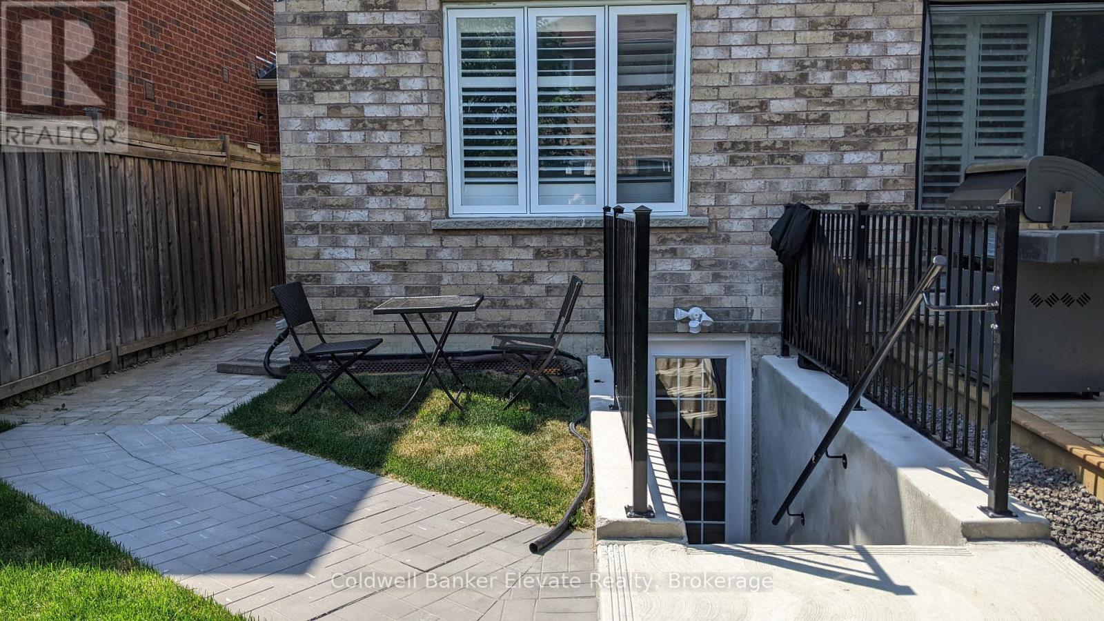 Ll - 1070 Gorham Way, Milton (Cl Clarke), Ontario  L9T 6N7 - Photo 2 - W12876306