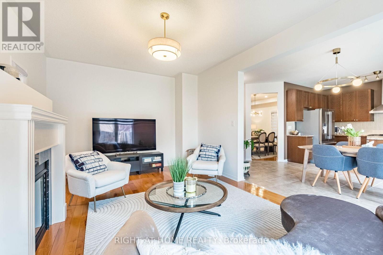 789 Stargazer Drive, Mississauga (East Credit), Ontario  L5V 0C1 - Photo 12 - W12876378