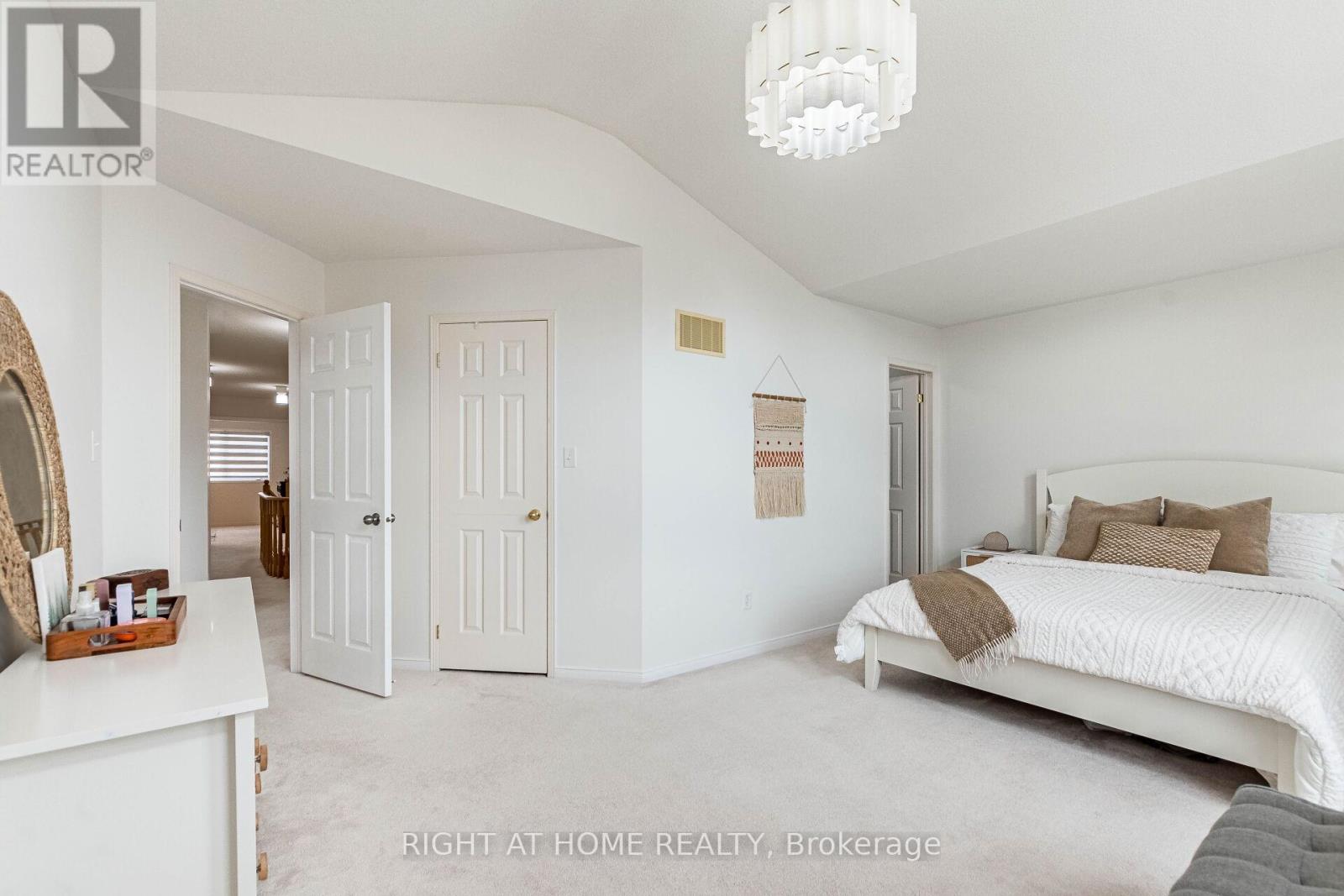 789 Stargazer Drive, Mississauga (East Credit), Ontario  L5V 0C1 - Photo 23 - W12876378